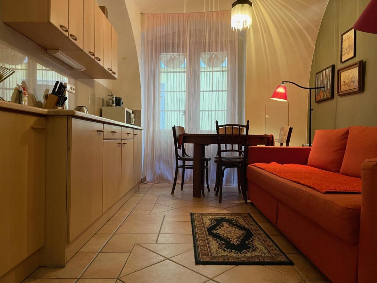Mala Strana Apartment 1 Prague Ngoại thất bức ảnh